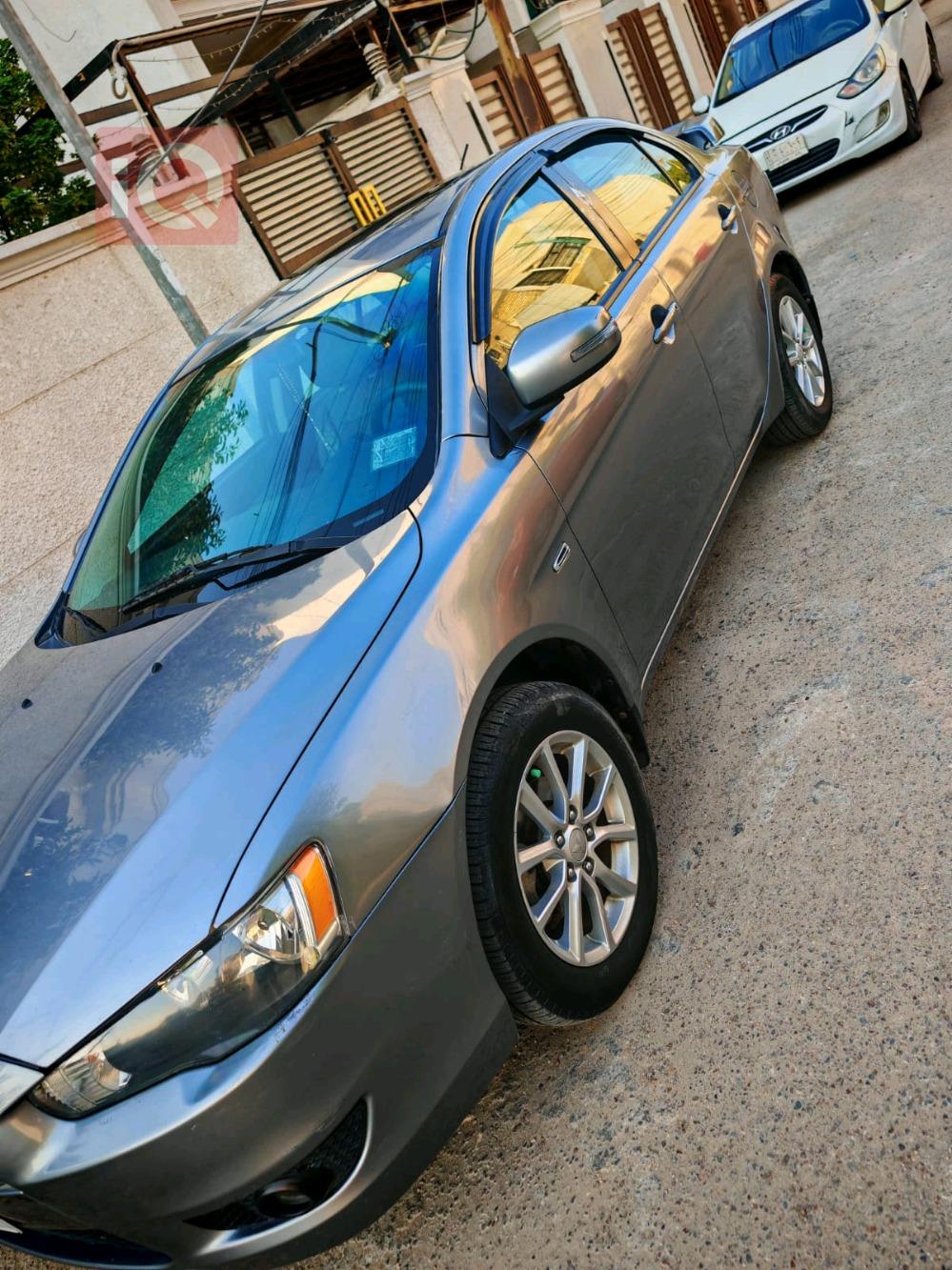 Mitsubishi Lancer EX